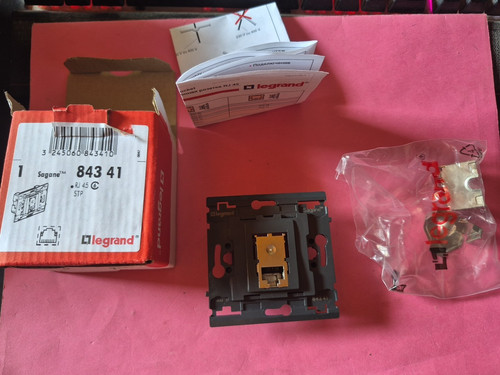 Legrand 84341 prise rj45 - -,