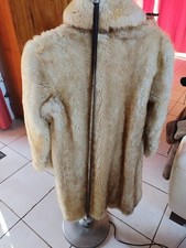 MANTEAU DE FOURRURE BEIGE