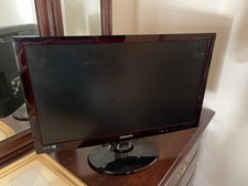 Samsung 24'' HDTV model T240HD (no cord or remote)