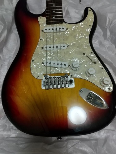 Guitare électrique washburn - guitare,