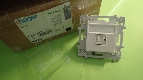 Hager we214 essensya prise - we214,