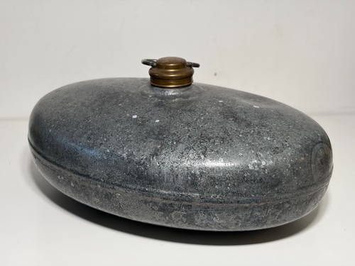 Bouillotte zinc ovale bouchon