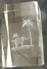 Bloc en cristal gravé 3D –