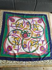  Carré  Hermes en Soie