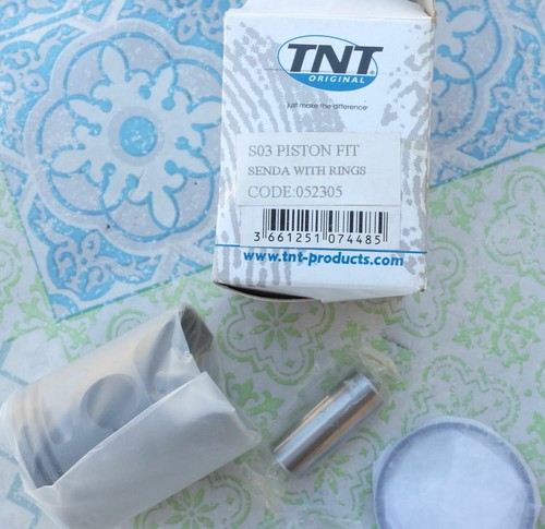 Tnt 052305 piston 40 - d.,