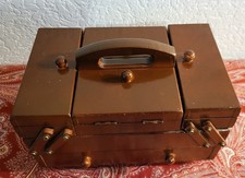 Boite à couture en bois