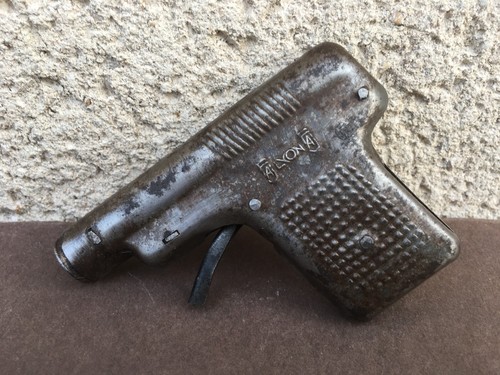 Ancien petit pistolet - , en