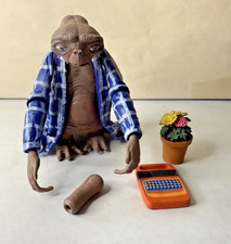 Vintage NECA ET the Extra Terrestrial Figurine Action Figure & Accessories 2011