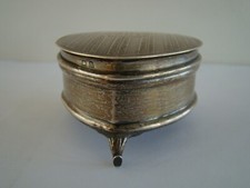 En argent anglais , en forme