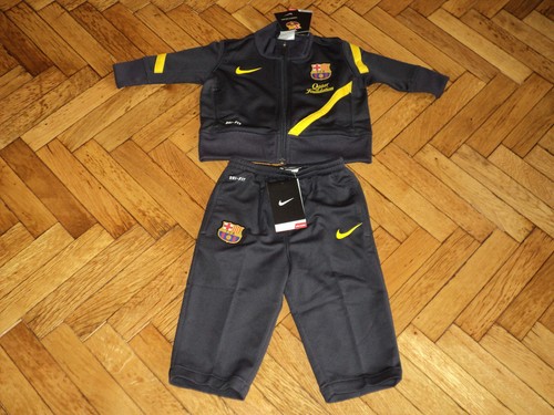Survêtement football nike - de,
