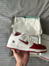 SB Dunk Low Supreme