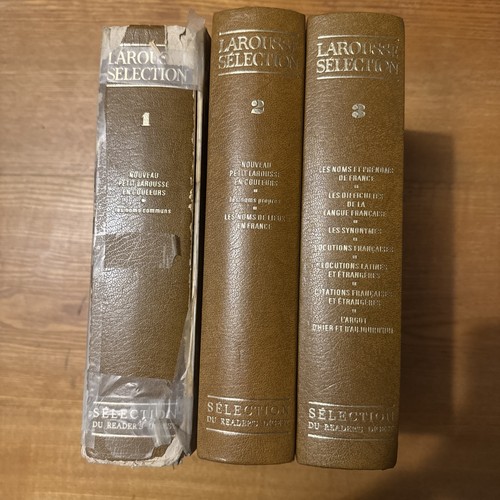 Larousse selection volumes - i, 3