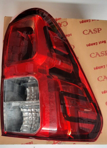 Feu droit toyota hilux - feu, n120