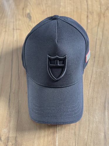 Casquette cap neuve montre
