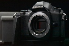 [US Duty Paid] Appareil Photo Reflex Numérique Olympus OM-D E-M10 16,1MP Noir...