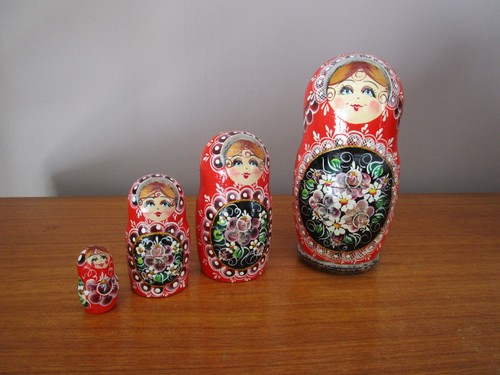Russian dolls gigognes h19 - russian,