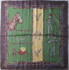 -GUCCI foulard   soie   TBEG