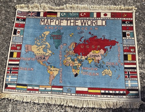Tapis map the world - map, »