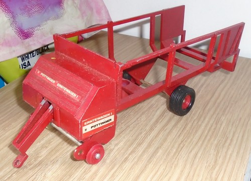 Britains 9578 loader - 1/32,