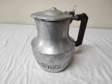 Ancien Pot, Cruche, Broc, Pichet en aluminium  Bourgeat  17cm de haut
