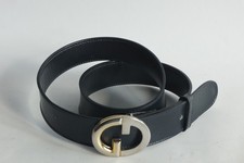 GUCCI Ceinture cuir noir