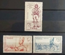 3 Timbres Togo Défense De