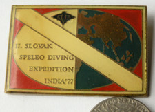 Cave diving 1977 Slovak Speleo Diving Expedition India badge pin 48x32