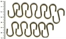 11 strong S-shaped hooks, stainless steel. For wire mesh panel