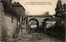 CPA AURAY - Rue du Pave par ou