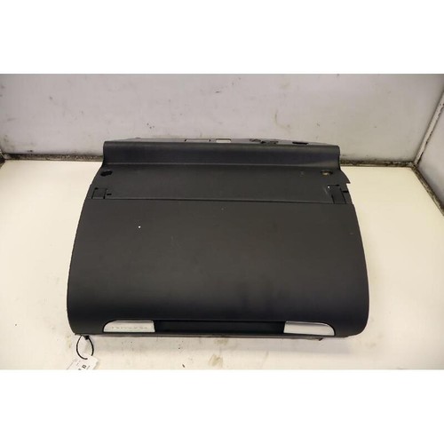 8p1857053g 8p1857035 boîte - boîte, a
