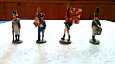 LOT N°4  DE 4 SOLDATS de