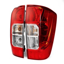 Pour Nissan Navara NP300 D23 2015+ Phares Feux Arrière avec ampoule