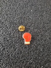 Pin's Boxing Glove Bristol Red Sport Combat - Pin Pins Apr23