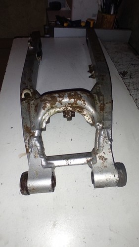 Bras oscillant yamaha 250 - bras,