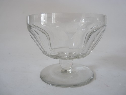 Baccarat coupe champagne - à,