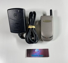 Téléphone GSM Motorola V50 +