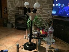 pied de lampe en métal design