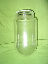 1 UN GLOBE OBUS VERRE SOUFFLÉ