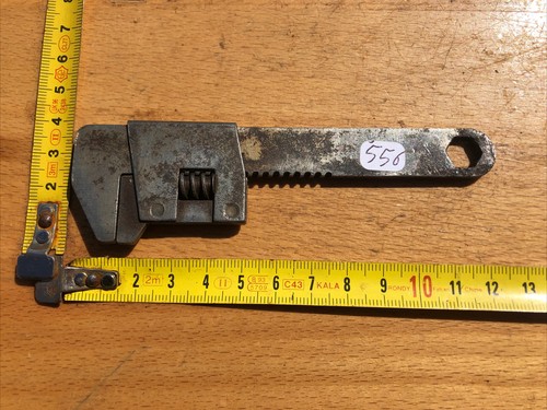 556 old tool - outil, ancien