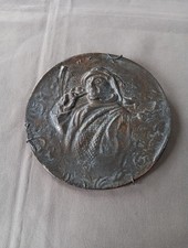 Médaillon En Fonte À Décor