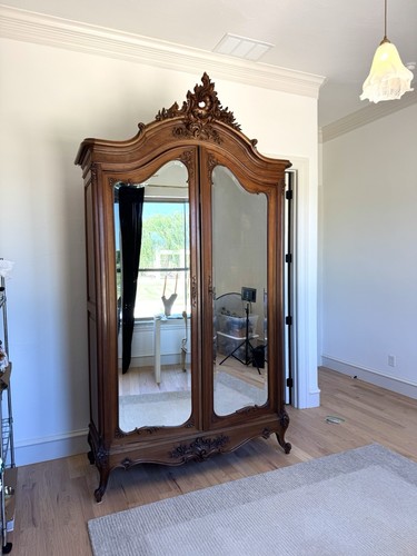 Massive french armoire - armoire, –