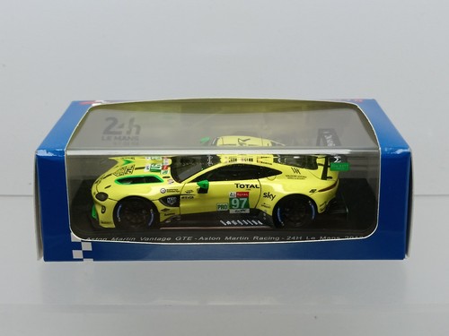 Spark s7037 aston martin - 1:43,