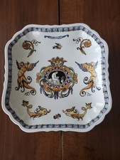 Gien : plat carré festons décor Renaissance 26 x 26 neuf