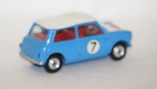vrai CORGI 227 Morris mini