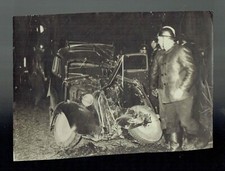 AV8- Photo Originale - Accident de voiture à Crépieux - C1960