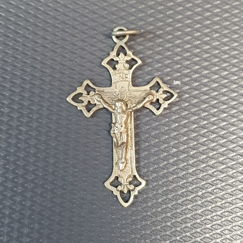 Croix religieuse ancienne - croix,