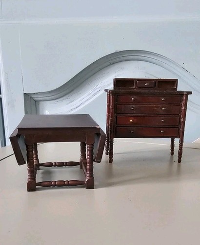 Petit salon ancien poupée - petit,