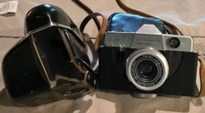 Vintage Kodak Instamatic Reflex w/ 45mm 2.8 Schneider Kreuznach Lens & Case