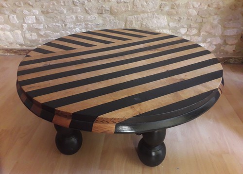 Table basse brutaliste - basse,