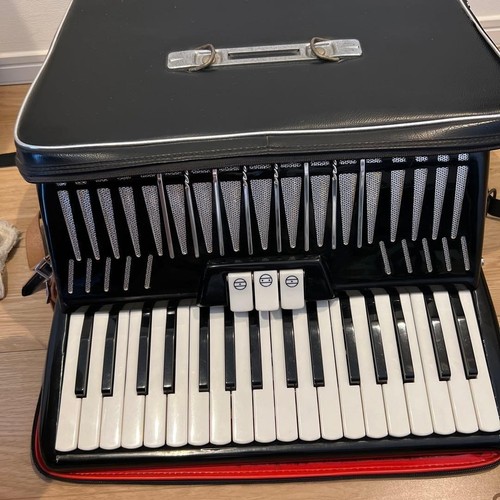 Yamaha accordéon noir - accordéon,